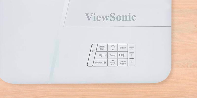 ViewSonic (PA503W) DLP HD Projector (1080p Support, 3600 Lumen) in the use