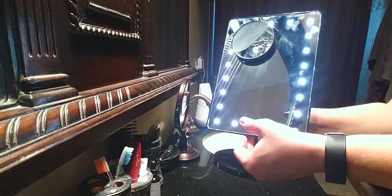 Review of KIStore LED Lighted 10x Magnifying