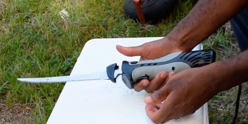 Rapala Heavy Duty Electric Fillet Knife in the use
