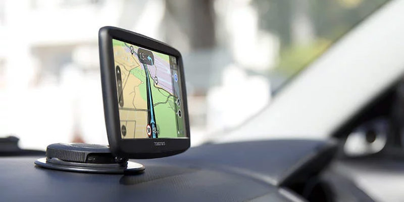Detailed review of TomTom VIA 1505 M GPS Navigation System