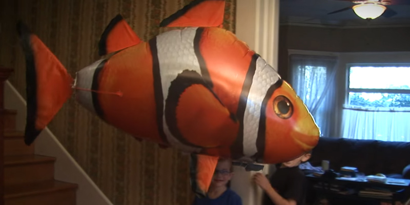 William Mark Air Swimmers RC Flying Clownfish application