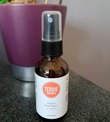 Review of Teddie Organics Rose Water Facial Toner Spray