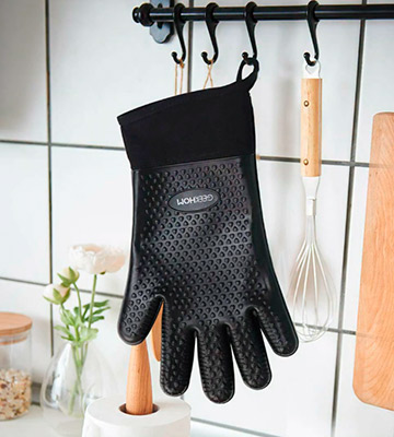 Review of GEEKHOM Silicone Grilling Gloves