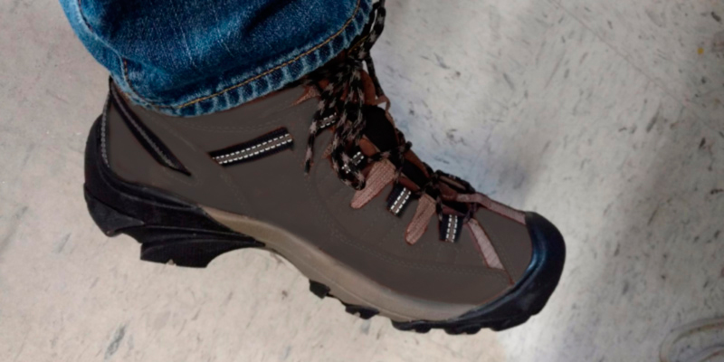Review of KEEN Targhee II Mid Waterproof Hiking Boot