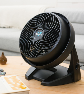 Review of Vornado 630 Mid-Size Whole Room Air Circulator Table Fan