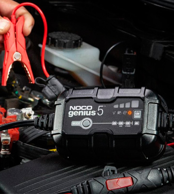 Review of NOCO GENIUS5 6V And 12V Battery Charger for car