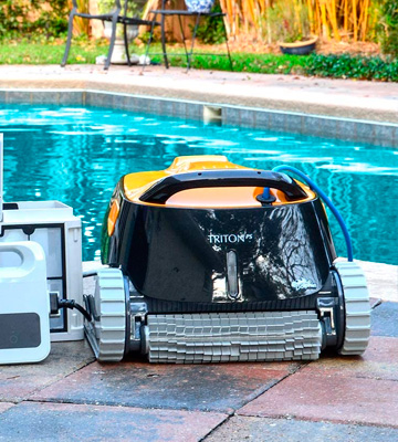Review of Dolphin Triton Robotic Pool Cleaner