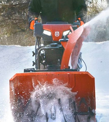 Review of Husqvarna ST224P Power Steering Snowthrower