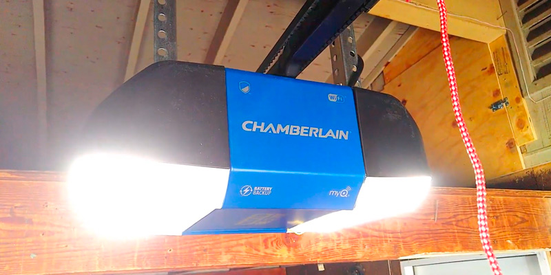 Review of Chamberlain B1381 Strong Belt Drive Garage Door Opener