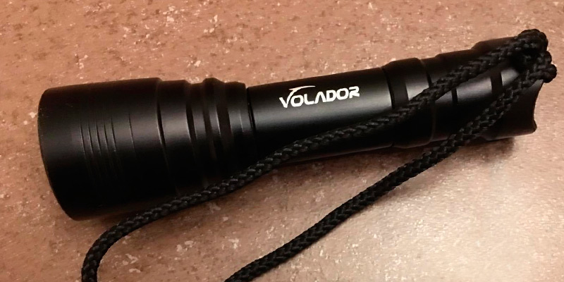 Review of VOLADOR 1000 Lumen Diving Flashlight