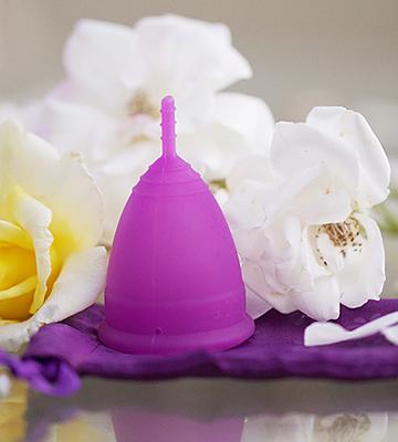 Review of Lunette Model 2 Menstrual Cup