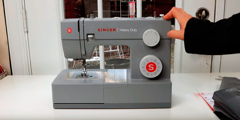 Review of SINGER 4423 Heavy Duty Model Sewing Machine