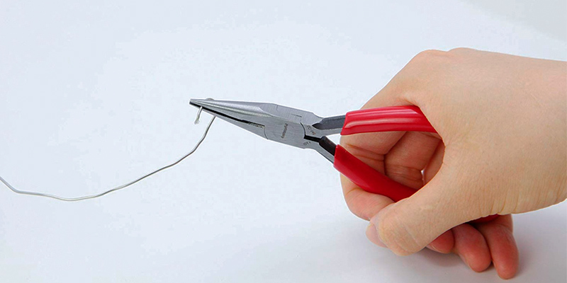 Review of Whizzotech W9101 Needle Nose Plier with Mini Wire Cutting Tool, 4.5 inch