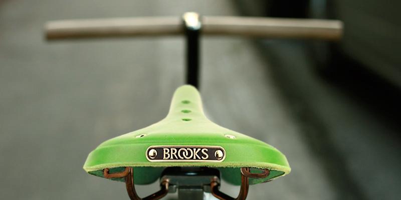 Brooks B17 Standard Steel Saddle in the use