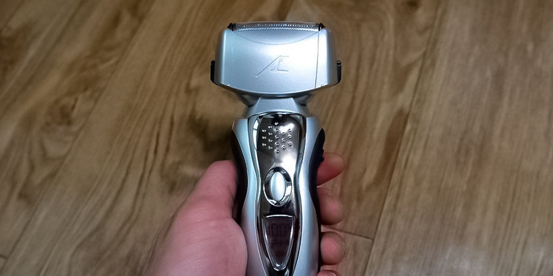 Review of Panasonic ES8103S Arc3 Men's Electric Shaver