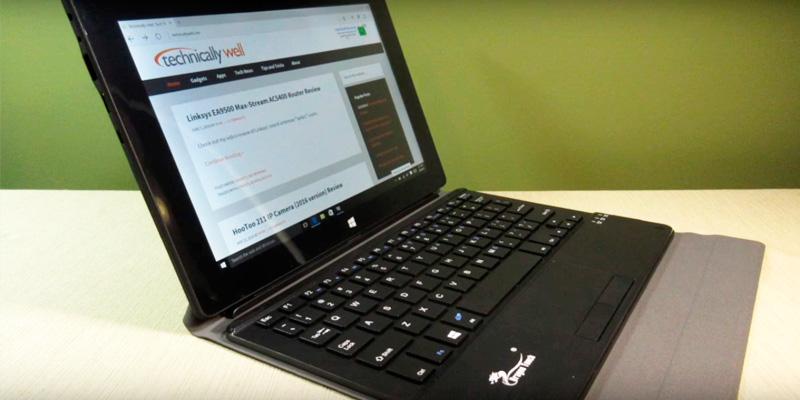 Dragon Touch i10X Tablet 2-in-1 with Detachable Keyboard in the use