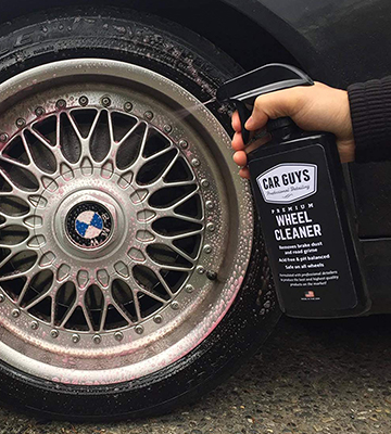 Review of CarGuys Wheel Сleaner and Tire - Safe for all Wheels and Rims