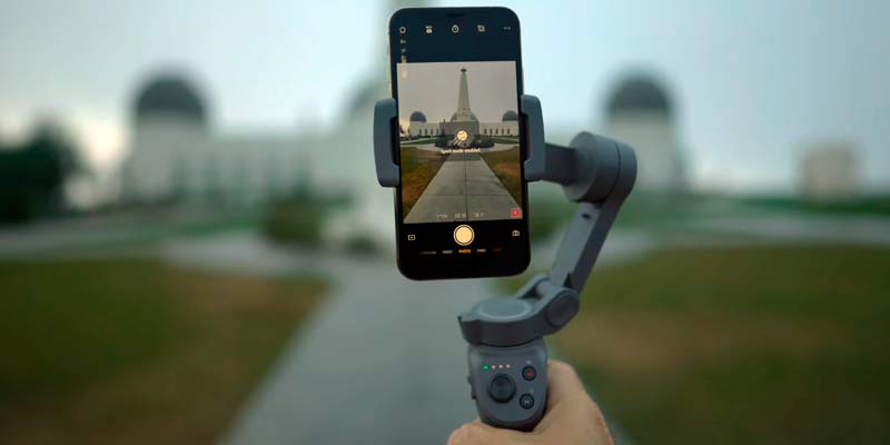 Review of DJI OSMO Mobile 3 3-Axis Handheld Gimbal Stabilizer