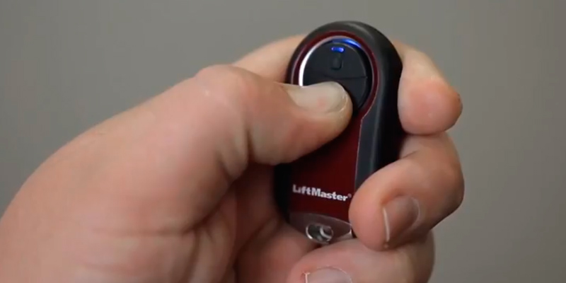 Review of LiftMaster 374UT Universal Garage Door Opener Remote