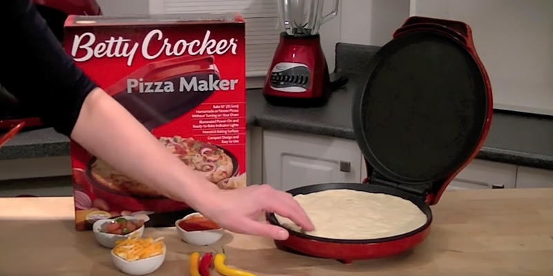 Review of Betty Crocker BC-2958CR Pizza Maker