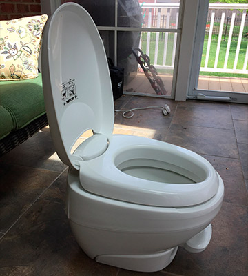Review of Thetford 31085 Aqua-Magic Bravura RV Toilet