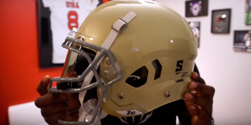Review of Schutt Sports Adult Vengeance DCT Football Helmet