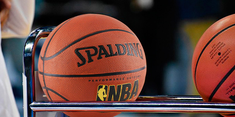 Review of Spalding NBA Street Outdoor Basketball
