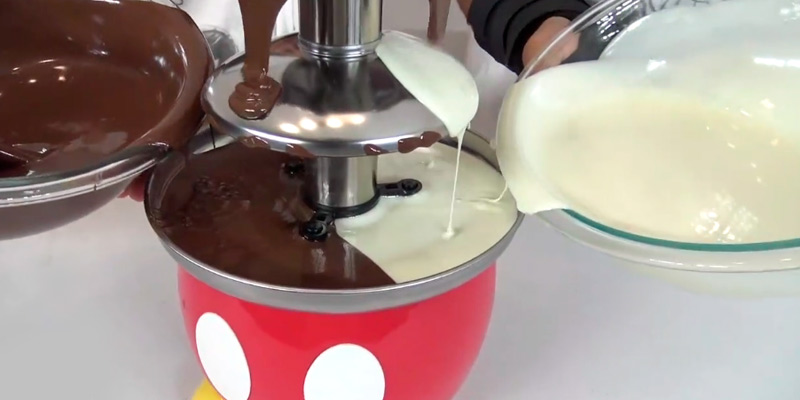 Detailed review of Disney DCM-50 Mickey Mouse Chocolate Fountain
