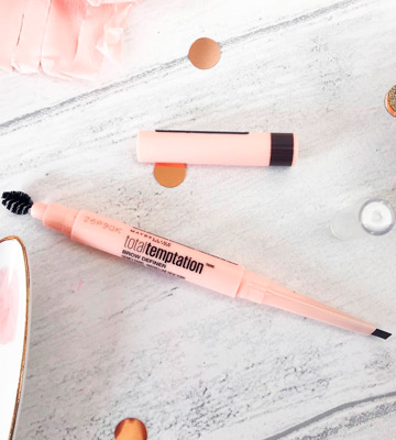 Review of Maybelline New York Total Temptation Eyebrow Definer Pencil