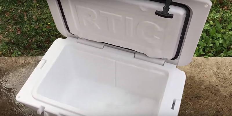 RTIC 65 Cooler in the use