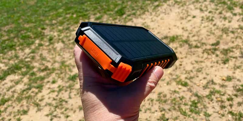 Review of Riapow T11W 26800mAh Wireless Solar Charger