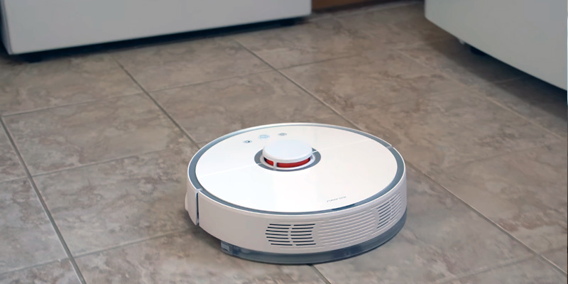 Review of Roborock S501-01 Robotic Vacuum and Mop Cleaner
