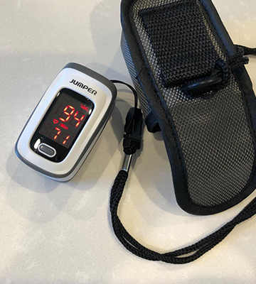 Santamedical JPD-500E Fingertip Pulse Oximeter, Blood Oxygen Saturation Monitor - Bestadvisor