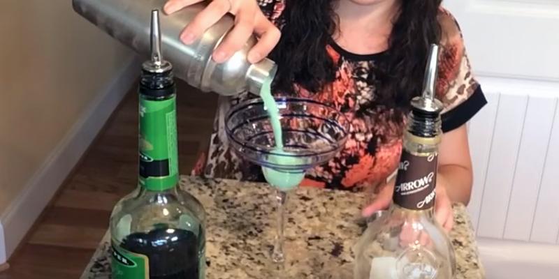 Review of VREMI Cocktail Shaker Set