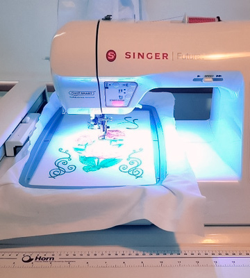 Review of SINGER Futura XL-580 Embroidery and Sewing Machine