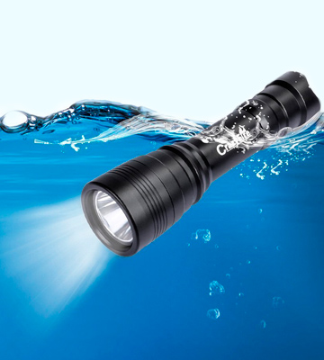 Review of CrazyFire 1050lm Diving Flashlight