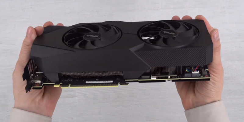ASUS GeForce RTX 2080 Super Overclocked 8G Graphics Card (Up to 8K Resolution) in the use