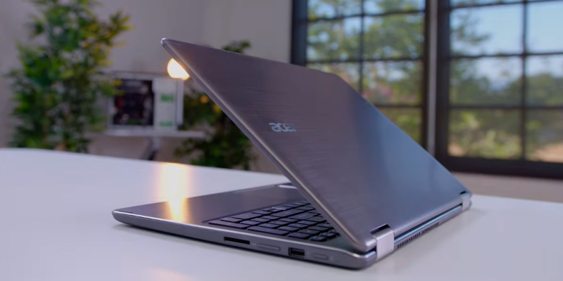 Detailed review of Acer Aspire R15 Convertible 2-in-1 Laptop, 15.6" Full HD Touch, 7th Gen Intel Core i7, GeForce 940MX, 12GB DDR4, 256GB SSD