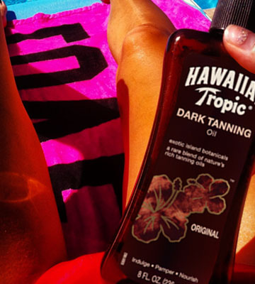 Review of Hawaiian Tropic Original Dark Tanning Oil