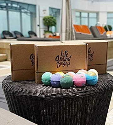 Review of LifeAround2Angels ABB12 Bath Bombs Gift Set