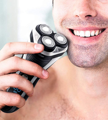 Review of Hatteker 7568DXIN Electric Shaver Rotary