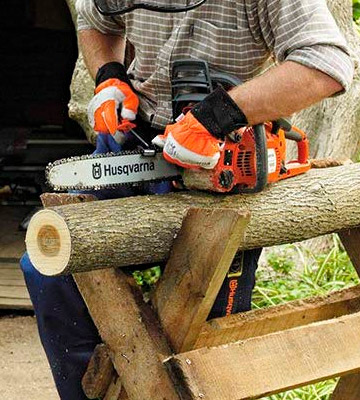 Review of Husqvarna 120 Mark II Gas Chainsaws