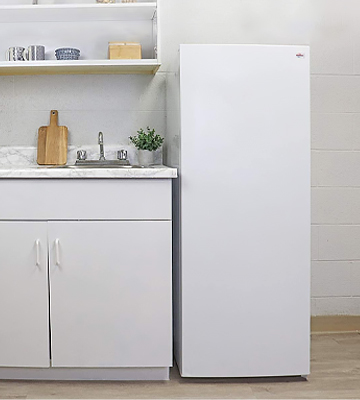 Review of Koolatron ‎KTUF196 Compact Upright Freezer with 7.0 Cubic Feet