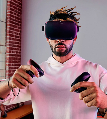 Review of Oculus Quest All-in-one VR Gaming Headset