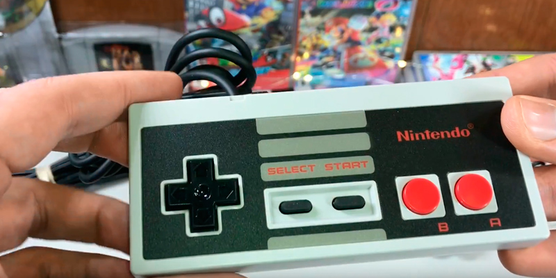 Nintendo NES (CLV-001) Classic Edition Console in the use