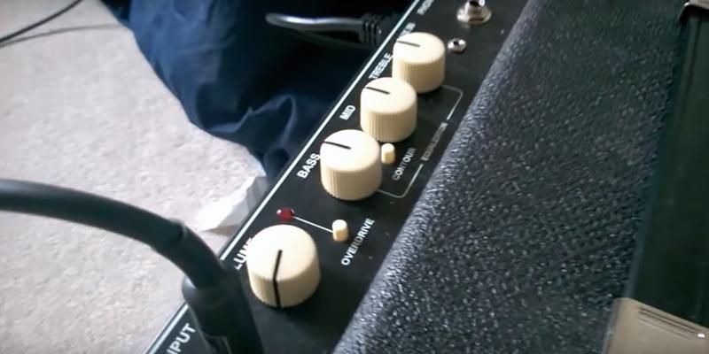 Review of Fender Rumble 25 v3 Bass Combo Amplifier
