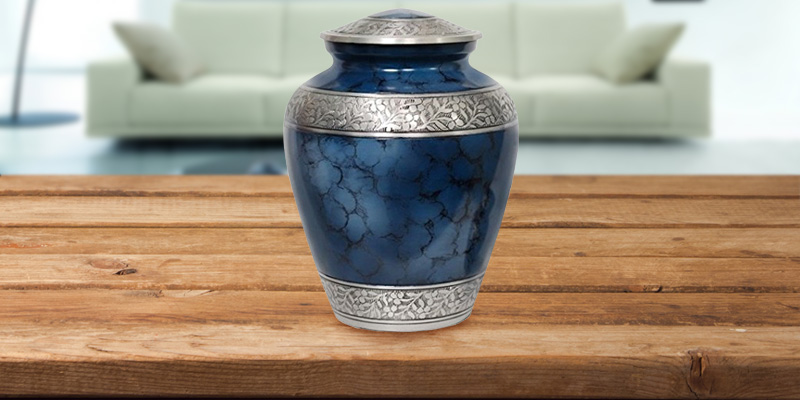 Review of Memorials4u Elite Cloud Blue and Silver Cremation Urn
