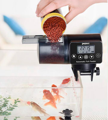 Review of Petacc 200ml Aquarium Automatic Fish Food Dispenser