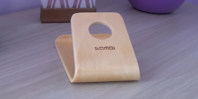 Review of SAMDI Wooden Smartphone Stand