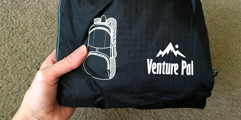 Detailed review of Venture Pal Lightweight Travel Hiking Backpack